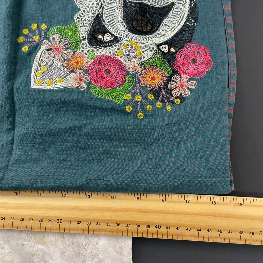 Karma Living French Bulldog Frenchie Pug Floral Crochet Applique Tea Towel 18x26